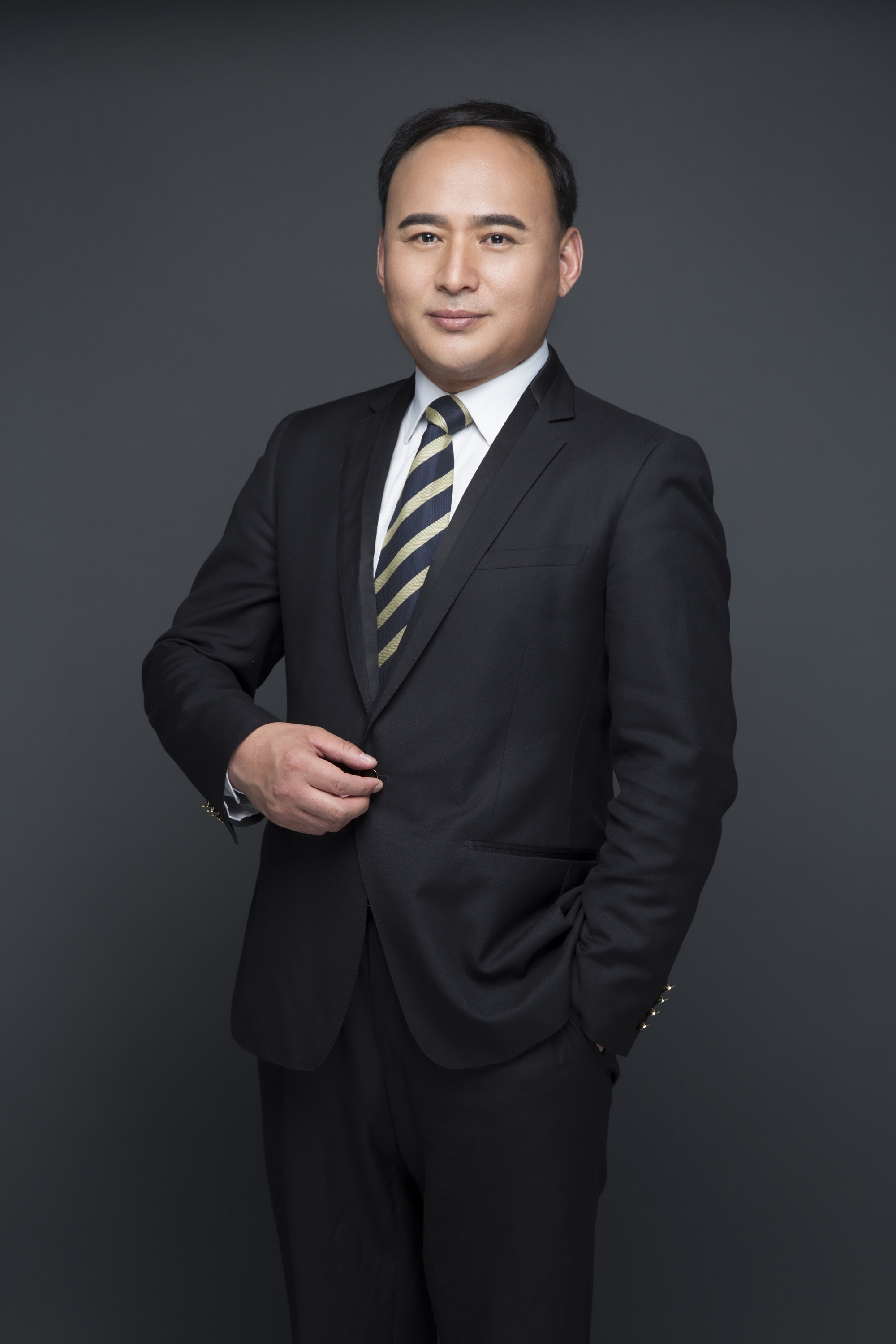 卓楼泰动态图形设计负责人